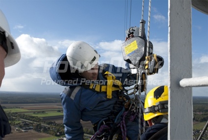 北京凌天成為 美國Power quick  公司 自動(dòng)升降機(jī) 一級(jí)代理