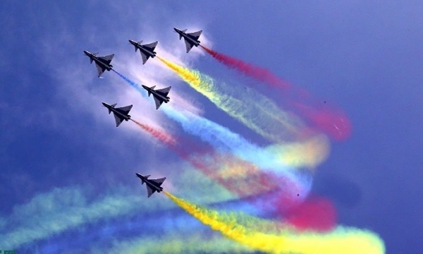 【黑科技】排爆機(jī)器人在第11屆中國國際航空博覽會上熠熠生輝