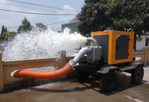 拖車式大流量應(yīng)急移動排水泵站500m&sup3;/h